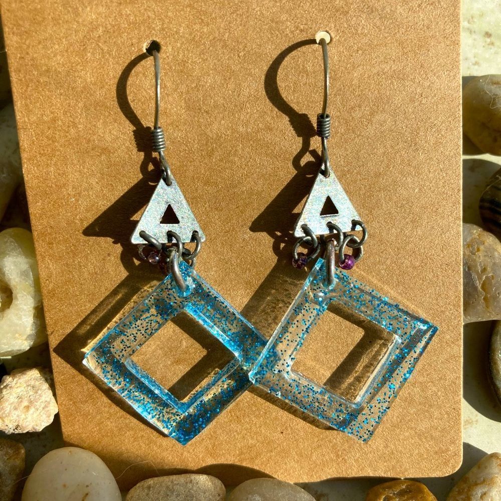 Blue glitter dangling earrings